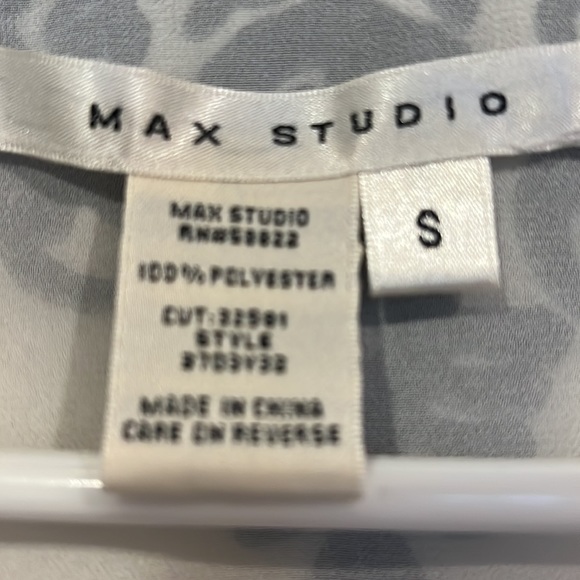 Max Studios Shirt - Picture 2 of 3